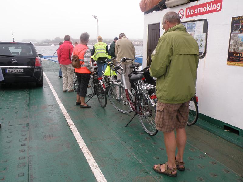 20100725a op de pont naar Valentia island.JPG